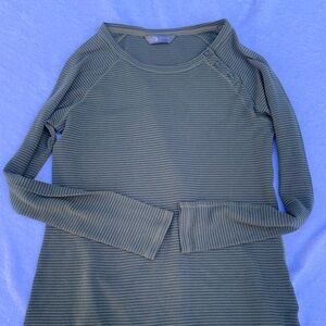 Women’s North Face Long Sleeve Shirt